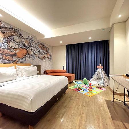 Luminor Hotel Jakarta Kota By Wh מראה חיצוני תמונה
