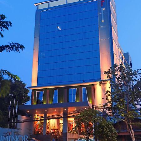 Luminor Hotel Jakarta Kota By Wh מראה חיצוני תמונה