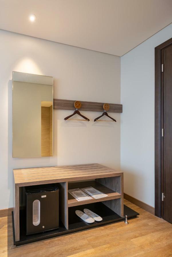 Luminor Hotel Jakarta Kota By Wh מראה חיצוני תמונה
