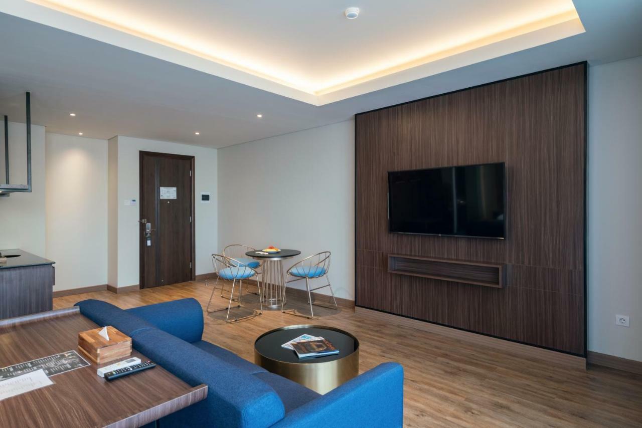 Luminor Hotel Jakarta Kota By Wh מראה חיצוני תמונה